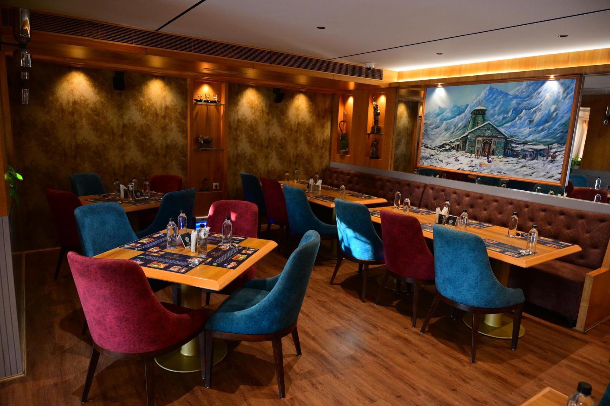 Hotel Golden Riviera Mysore Exterior photo